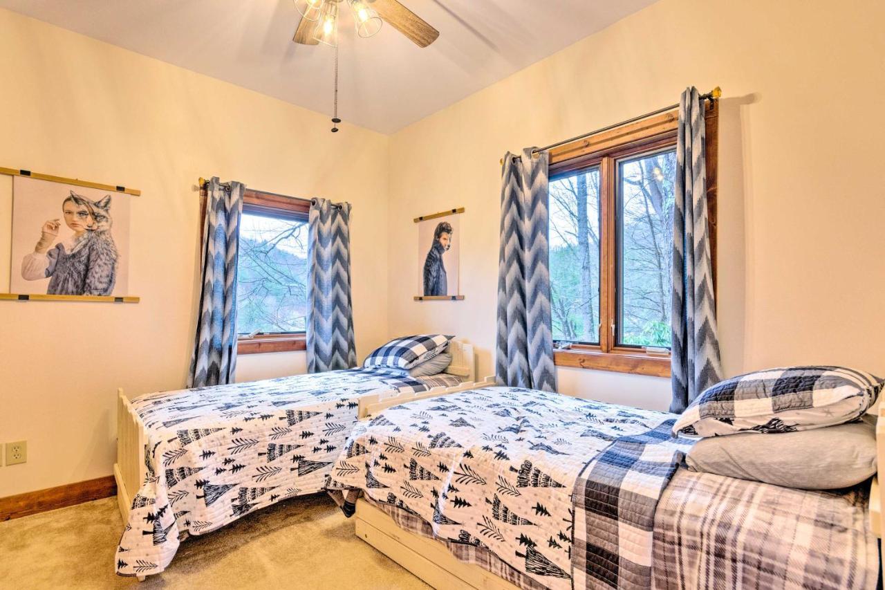 Mountain Cabin With Fire Pit, Walk To Golf And Fishing Vilas Exterior photo