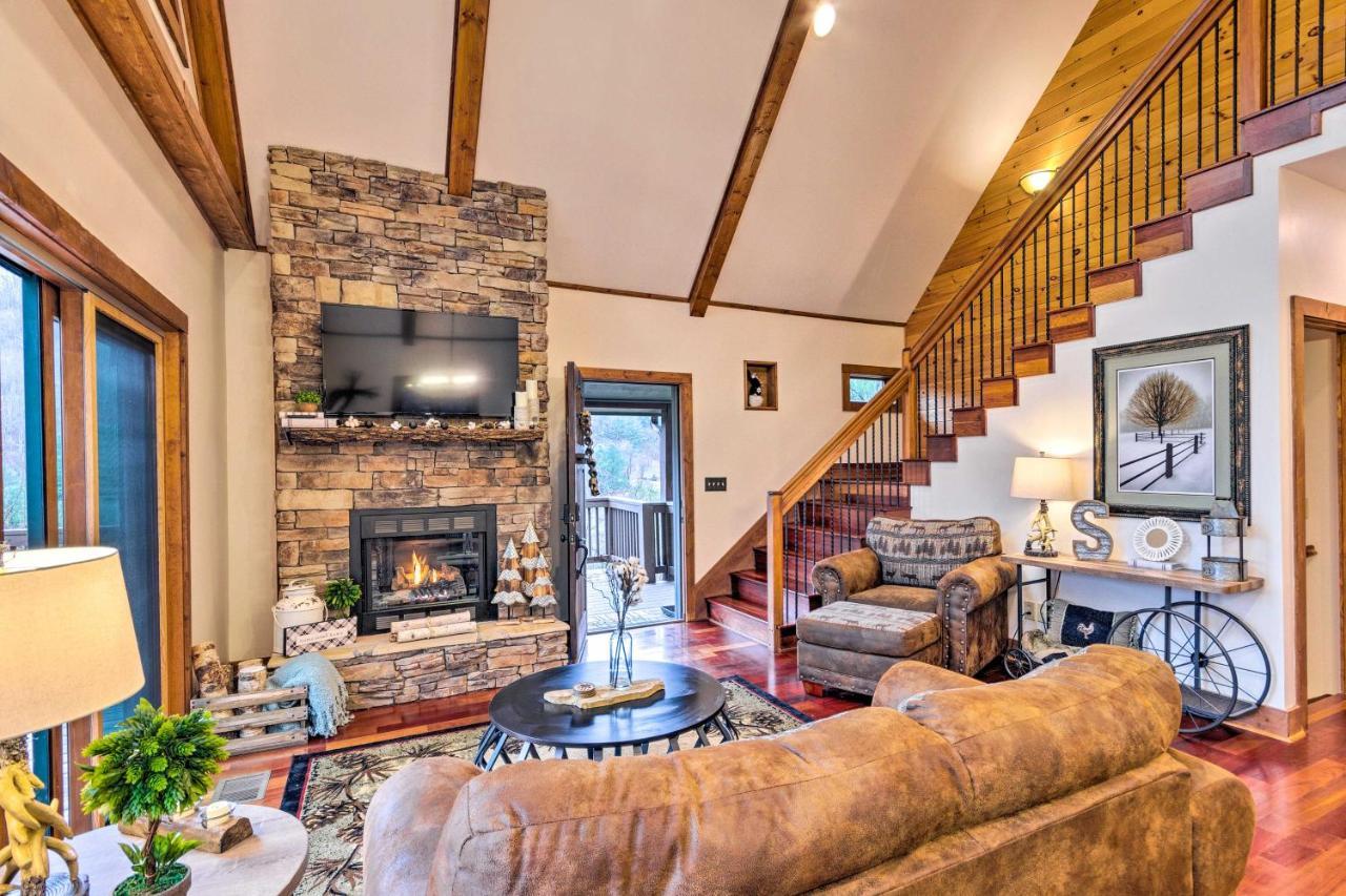 Mountain Cabin With Fire Pit, Walk To Golf And Fishing Vilas Exterior photo