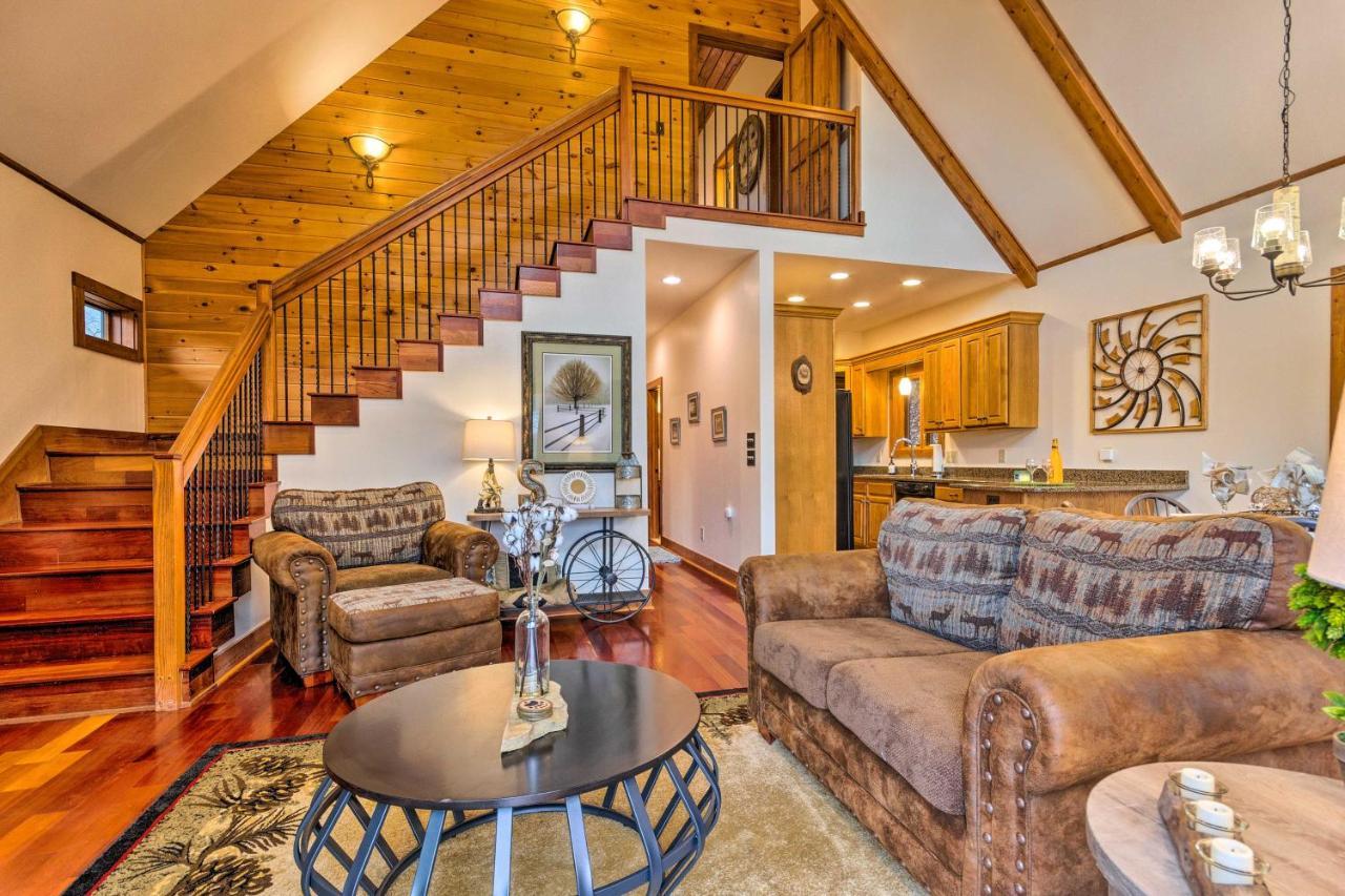 Mountain Cabin With Fire Pit, Walk To Golf And Fishing Vilas Exterior photo
